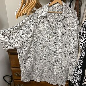 Dressed in Lala Easel button up